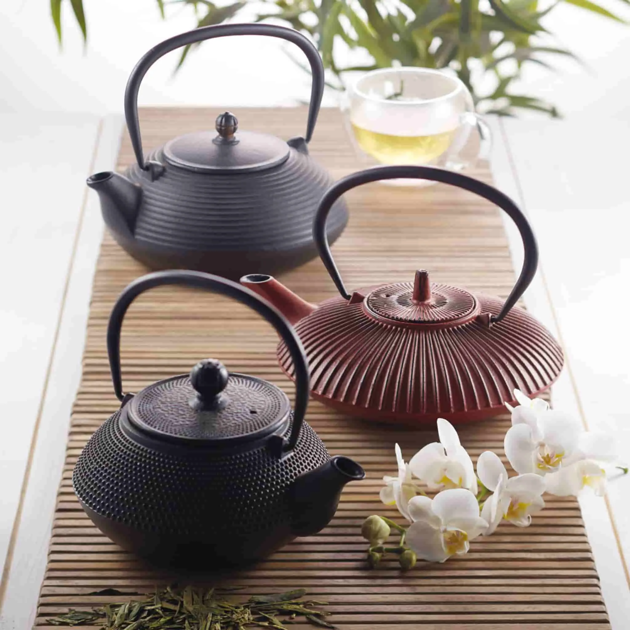 Black Cast Iron Teapot, 900ml