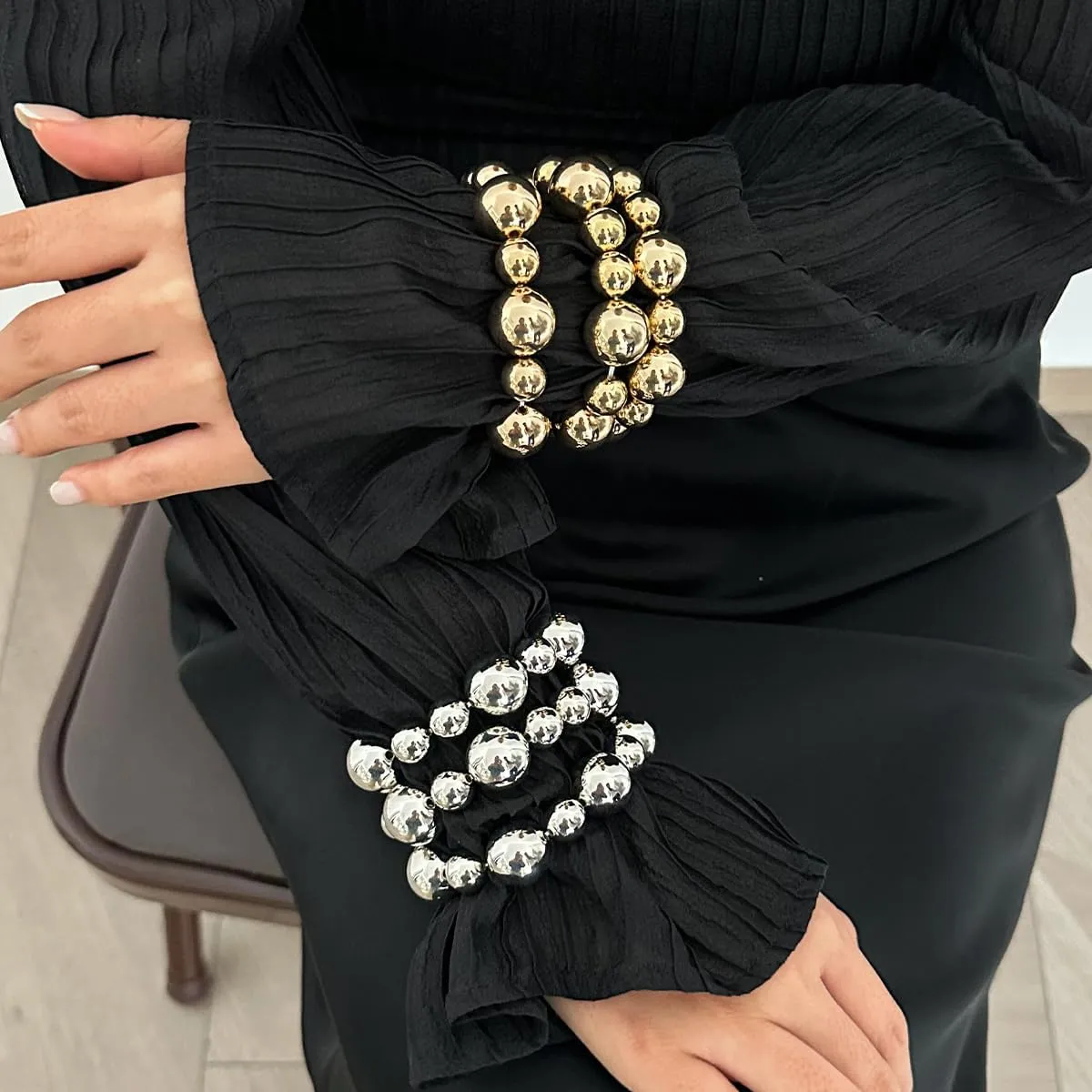 Chunky Gold Bracelets for Women Stackable Bracelets Big Gold Silver Ball Bangle Stretch Beaded Bracelets Jewelry