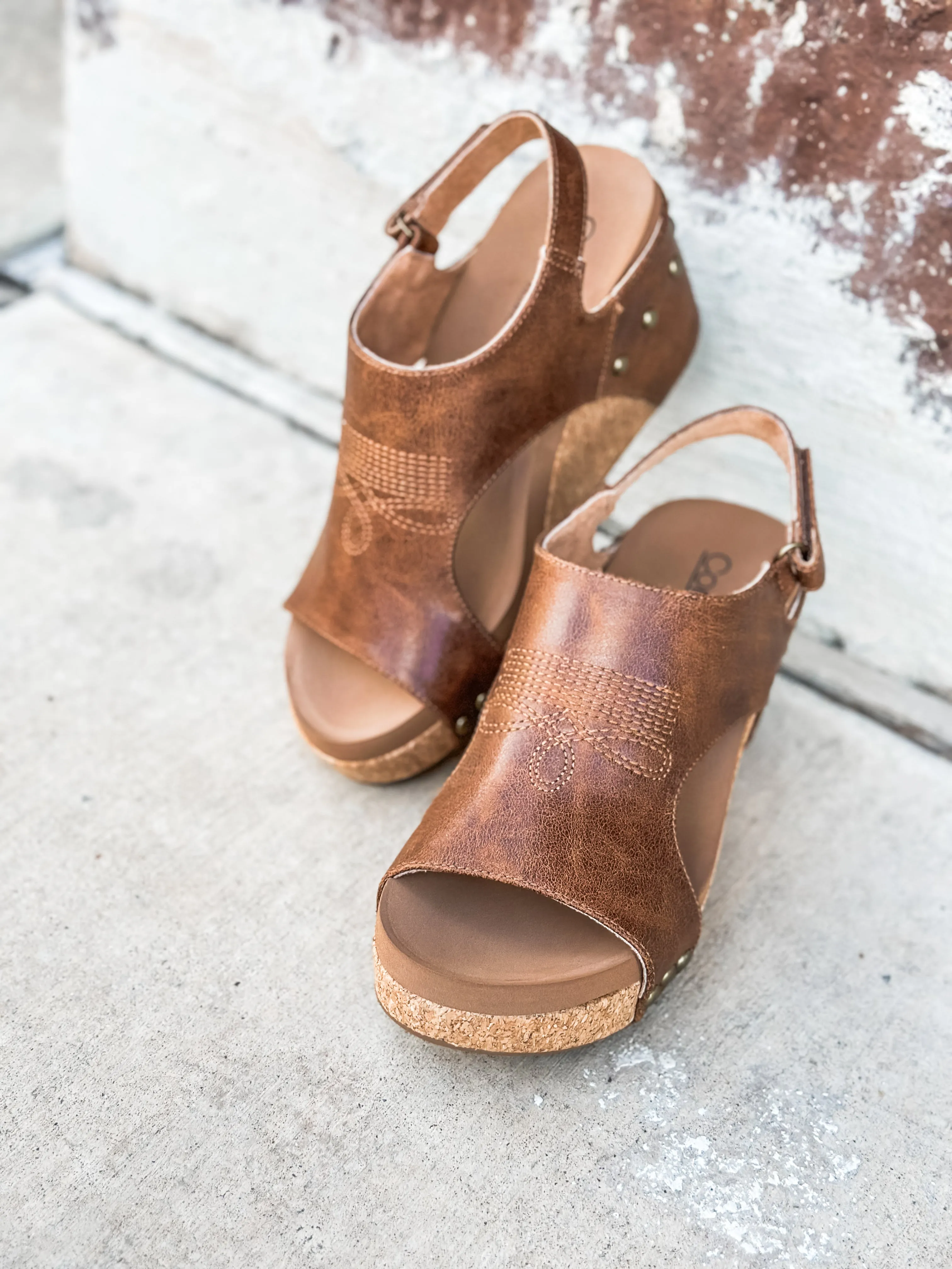 Corky-Carley Wedges Saddle Stitch
