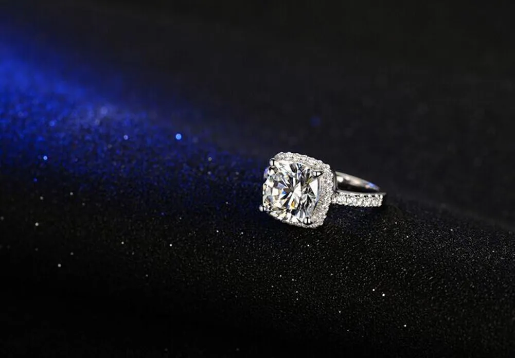 Jewelry 3 Carat VVS1 Simulated Diamond Engagement Ring for Women Silver Wedding Jewelry