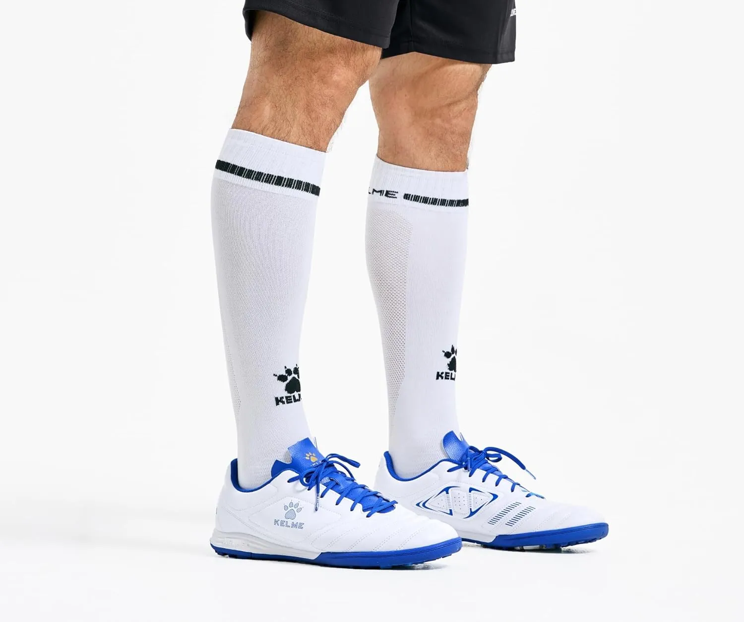 KELME Men Indoor Turf Soccer Shoe, Arch Support Soccer Cleats, Performance Futsal Sneaker
