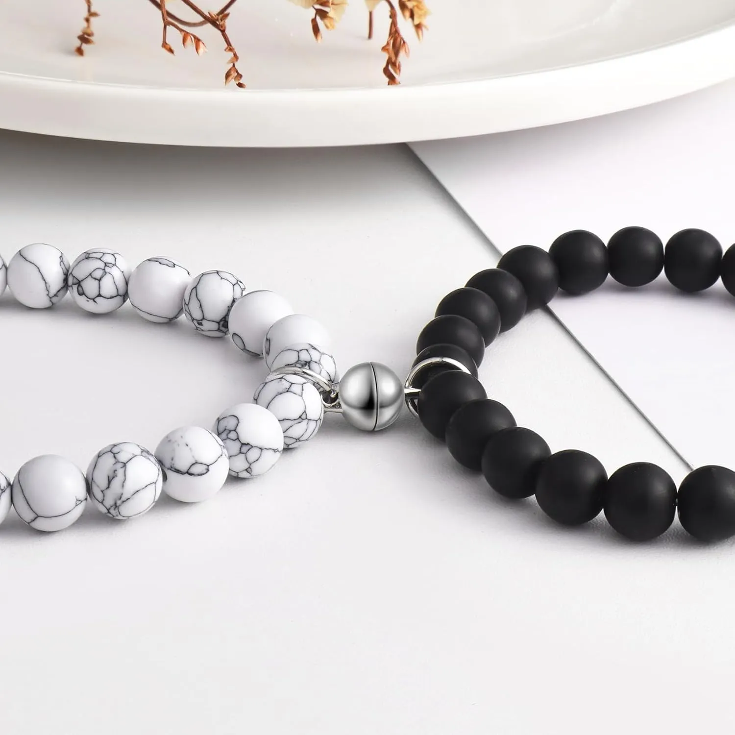 Winas Couples Matching Bracelets- Kings and Queens Bracelets Magnetic Couples Bracelets Christmas Birthday Gifts for Girlfriend Boyfriend