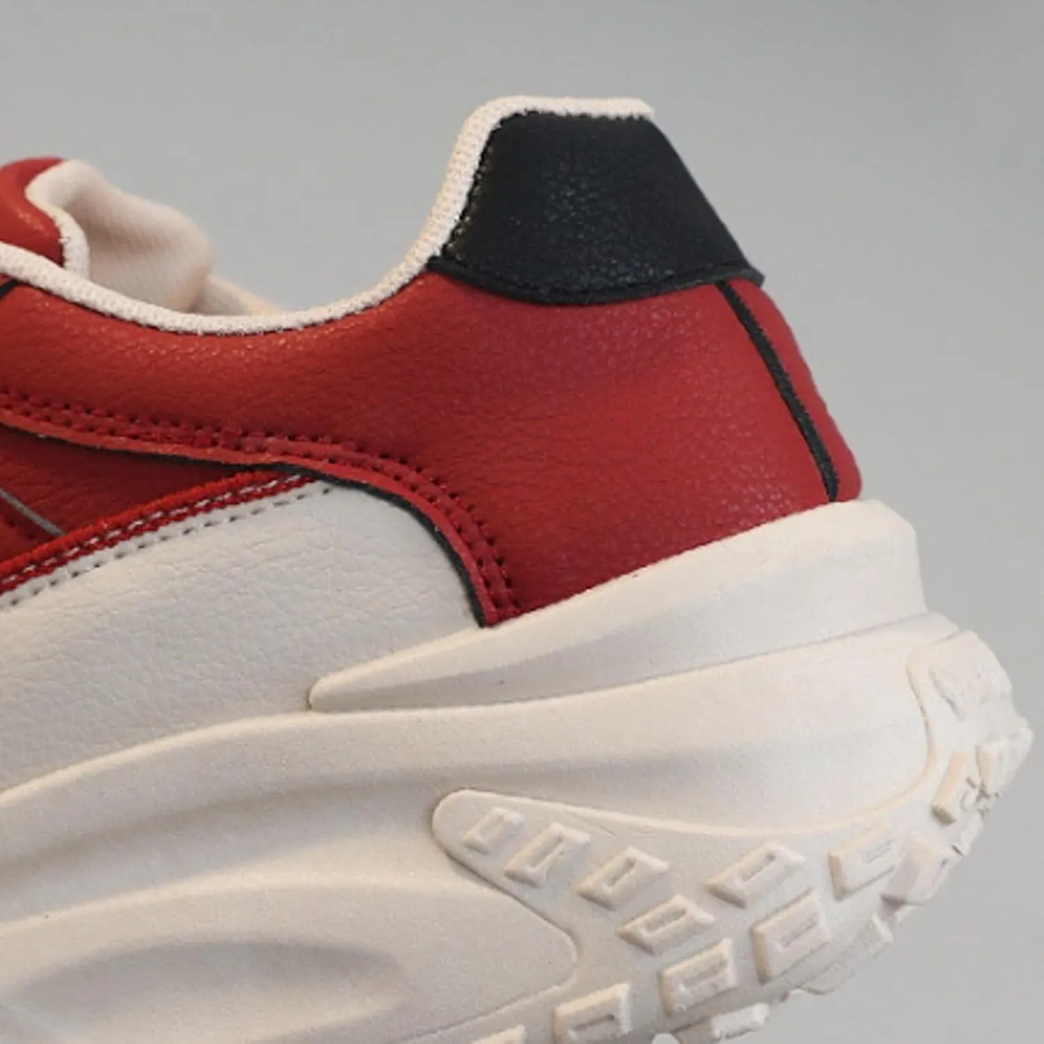 Women's Heightening Chunky Platform Fashion Sneakers Leather Round Toe Lace Up Comfortable Soft Bottom Walking Shoes Breathable Non-Slip Casual Sport Shoes Causal Walking Dad Shoes