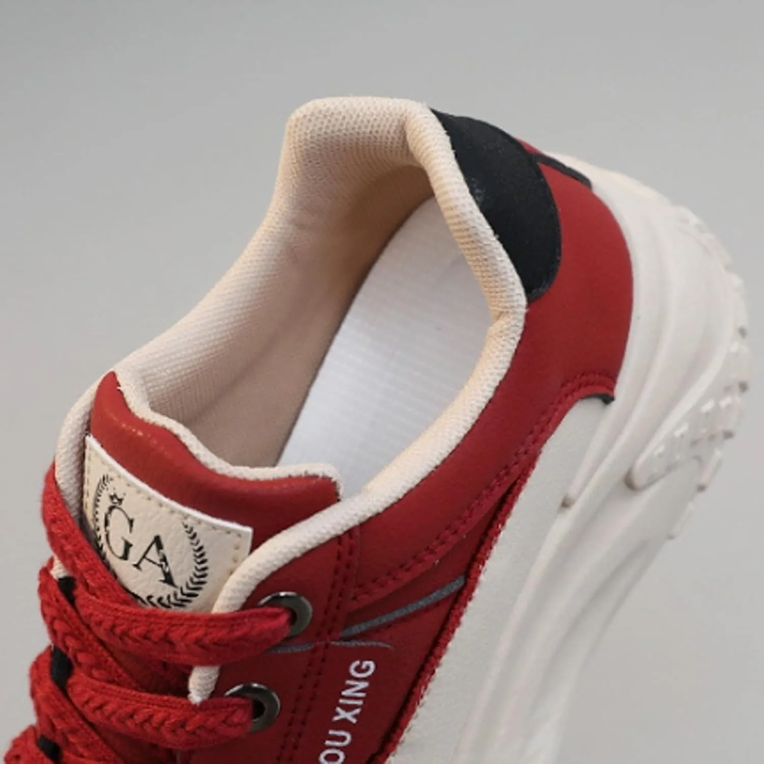 Women's Heightening Chunky Platform Fashion Sneakers Leather Round Toe Lace Up Comfortable Soft Bottom Walking Shoes Breathable Non-Slip Casual Sport Shoes Causal Walking Dad Shoes