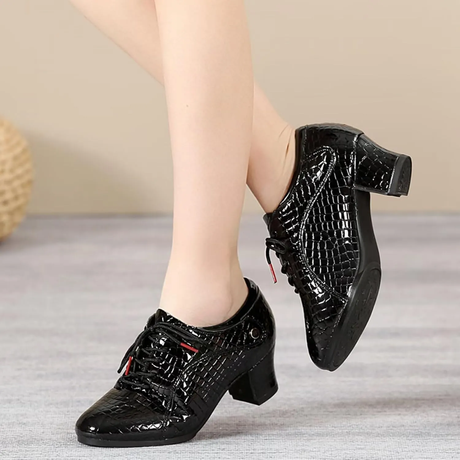 Women's Latin Dance Shoes 1.36" Ballroom Practice Shoes Lace-up Ballroom Modern Salsa Rhythm Teaching Practice